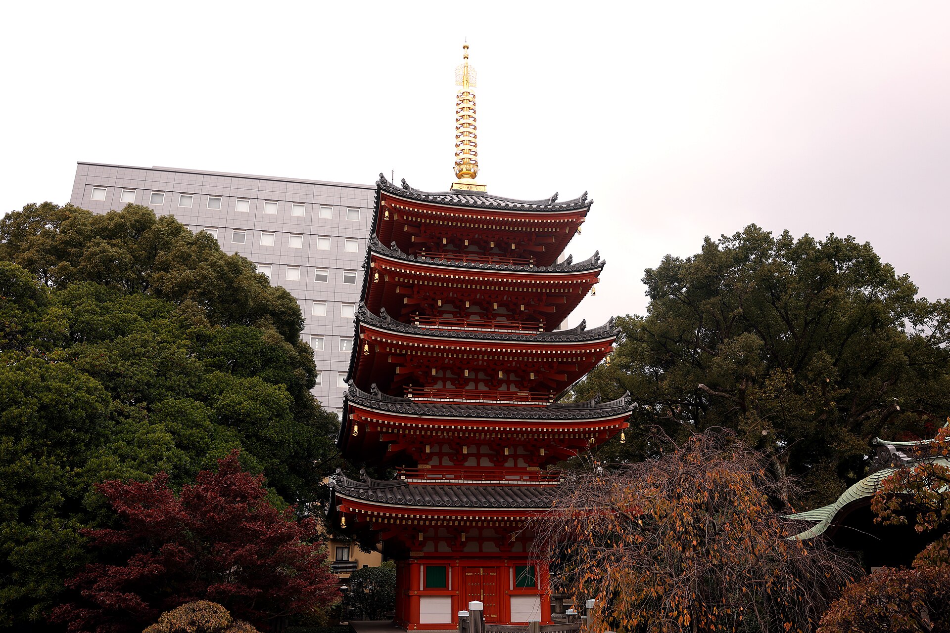 The five-storey pagoda at Tochoji temple, Hakata